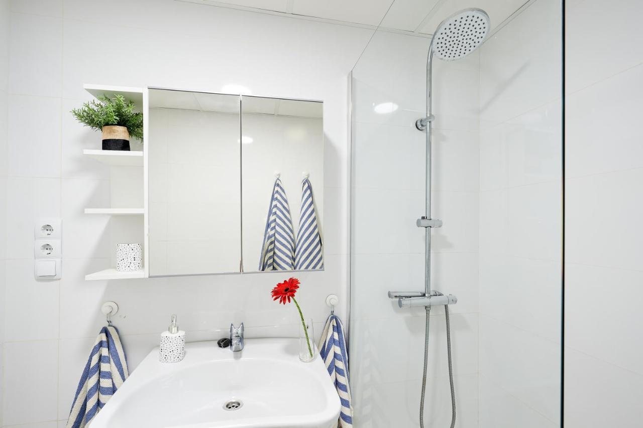 Apartamento En Primera Linea De Playa En La Malagueta Малага Экстерьер фото