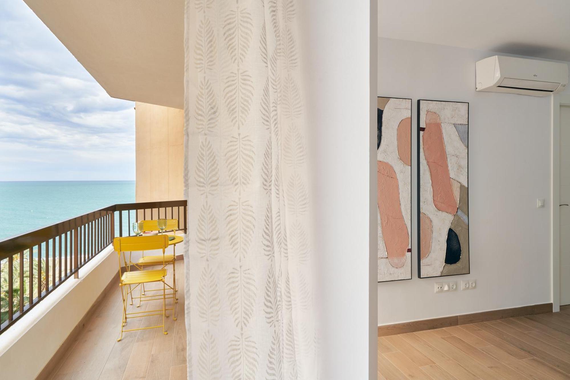 Apartamento En Primera Linea De Playa En La Malagueta Малага Экстерьер фото