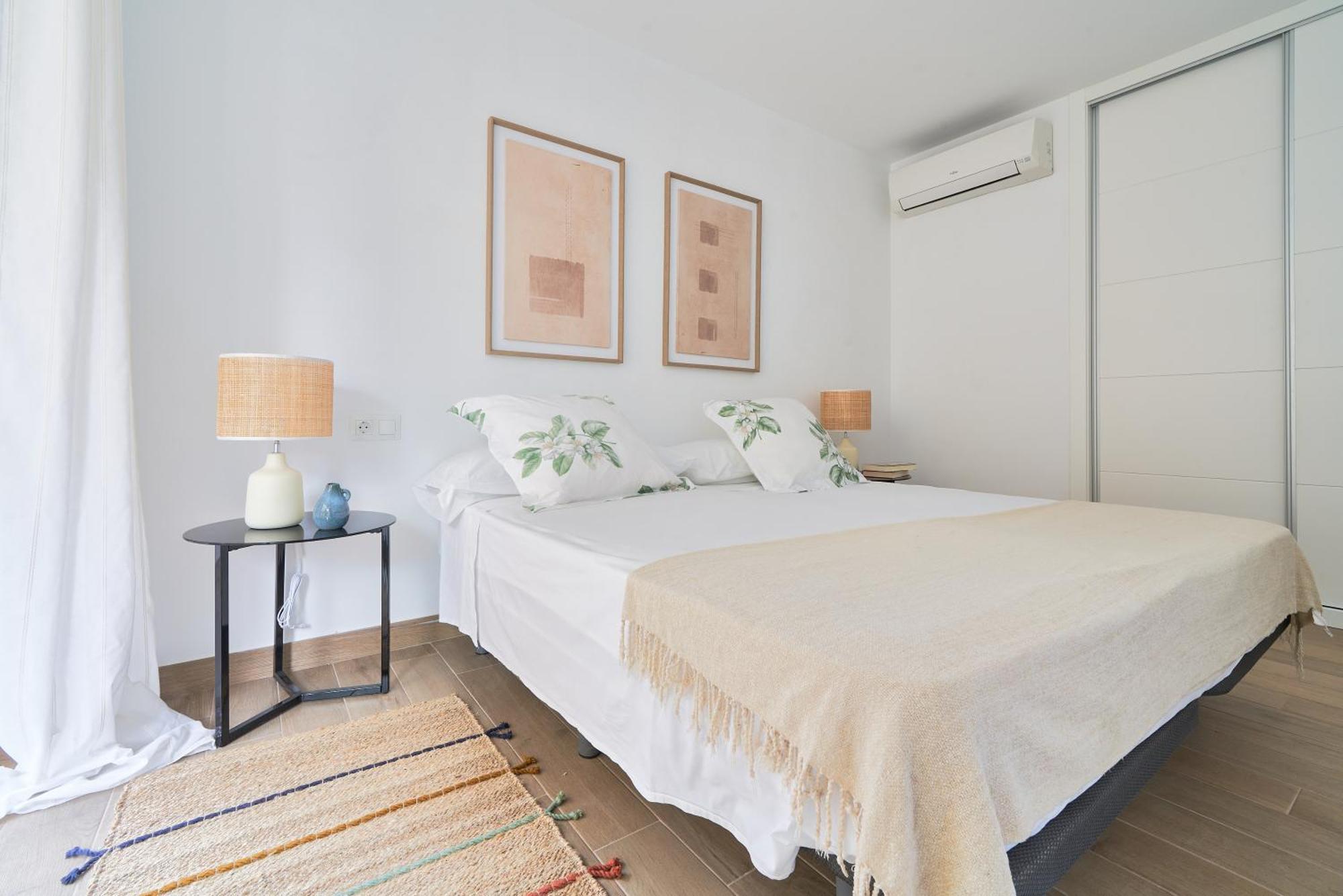 Apartamento En Primera Linea De Playa En La Malagueta Малага Экстерьер фото