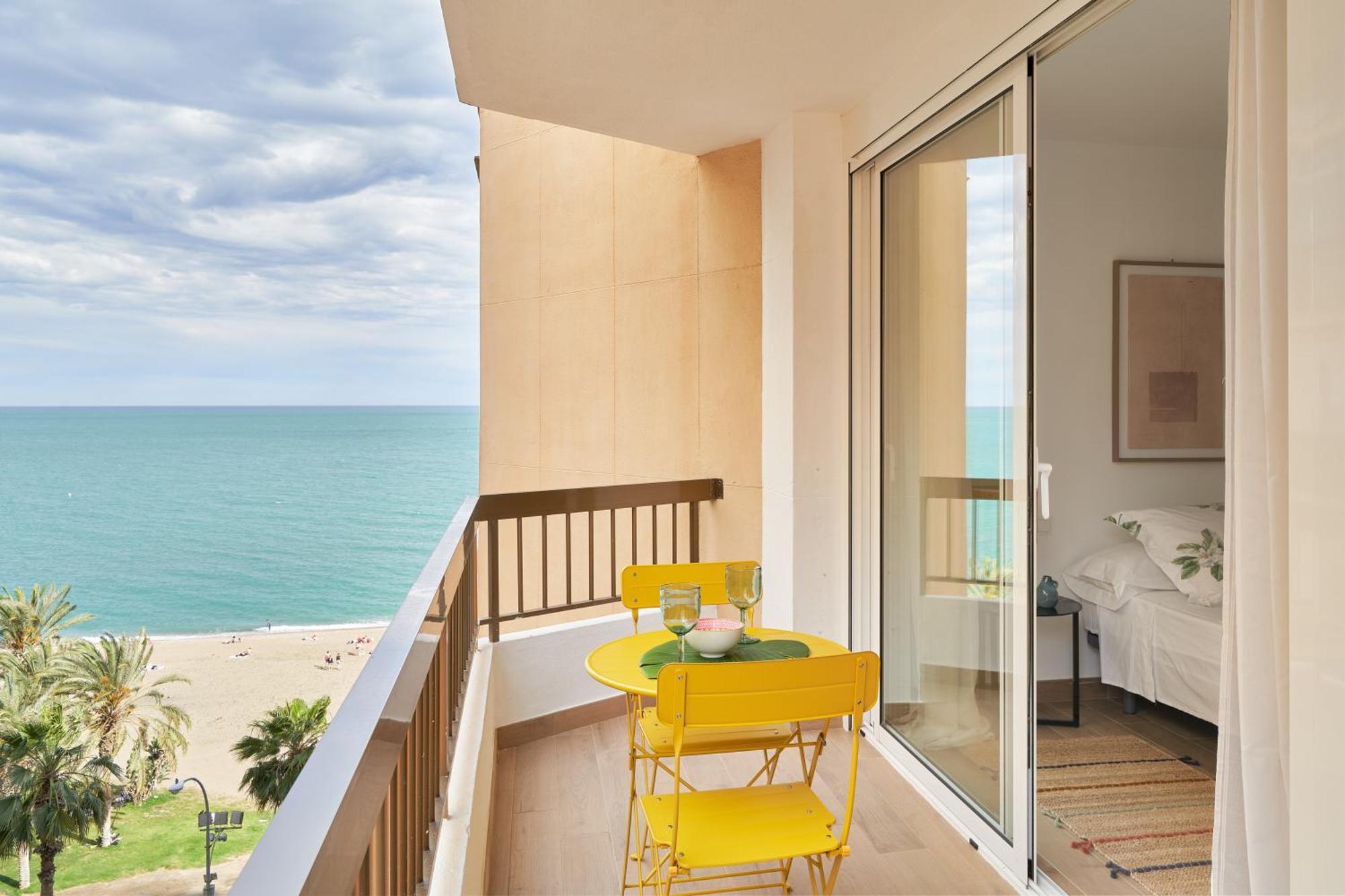 Apartamento En Primera Linea De Playa En La Malagueta Малага Экстерьер фото